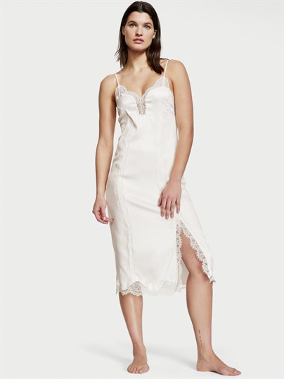Dantel Detaylı Midi Slip Elbise