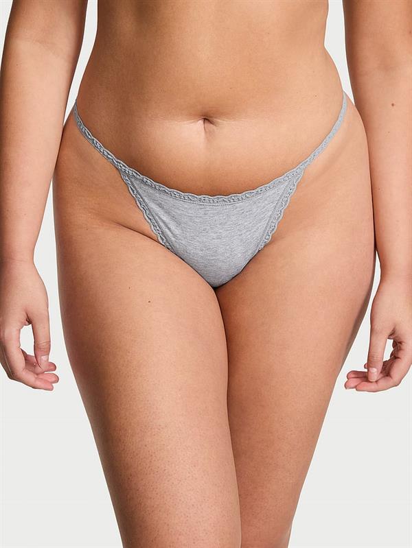 Dantelli Pamuklu V-String Külot