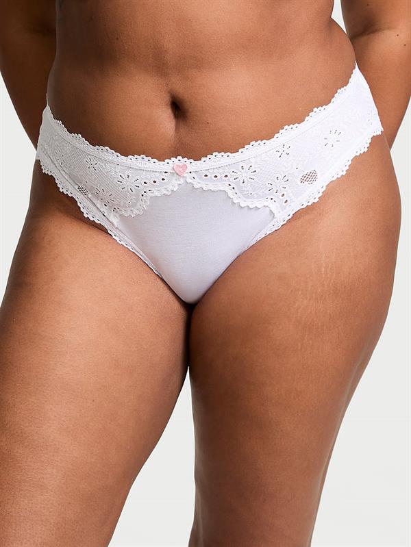 Kalp Biyeli Pamuklu Bikini Külot