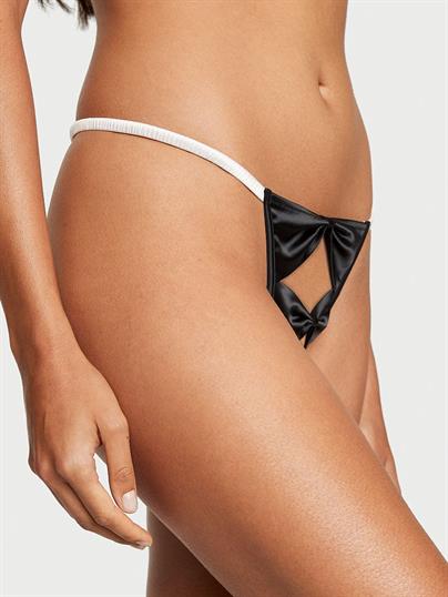 Saten Fiyonklu V-String Külot