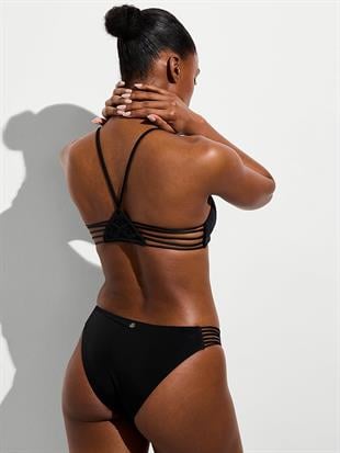 Archives Beach Makrome Detaylı Bralet Bikini Üstü