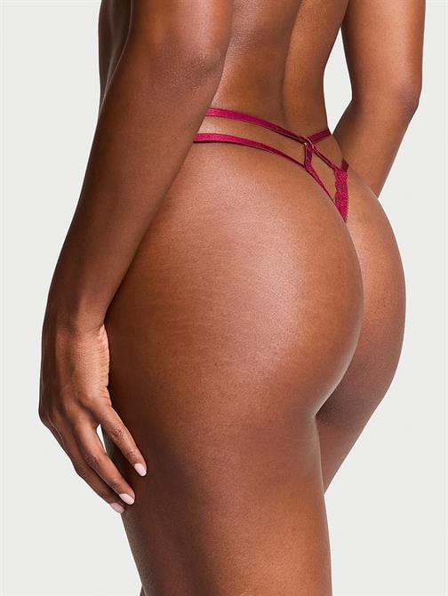 Gül Dantelli Crotchless Tanga