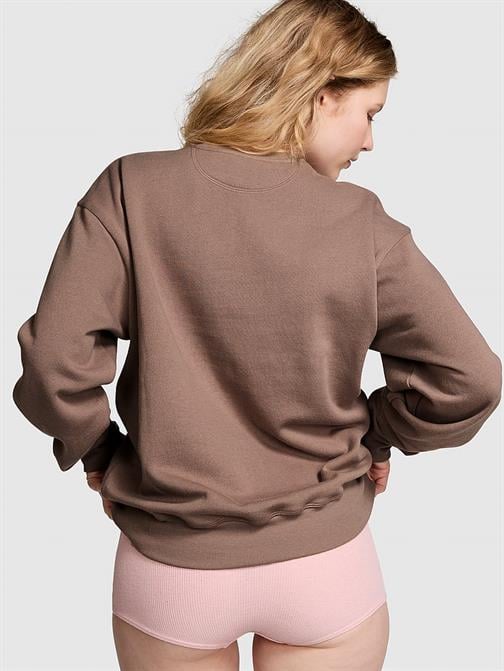 Ivy Crew Polar Sweatshirt