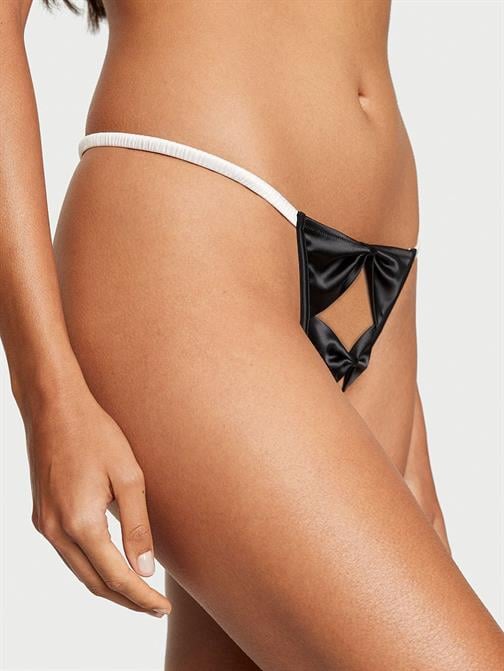 Saten Fiyonklu V-String Külot