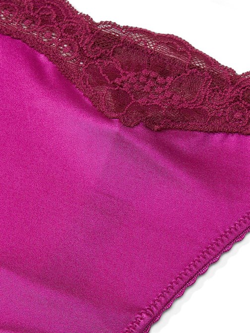 Very Sexy Dantel Detaylı V-string Külot