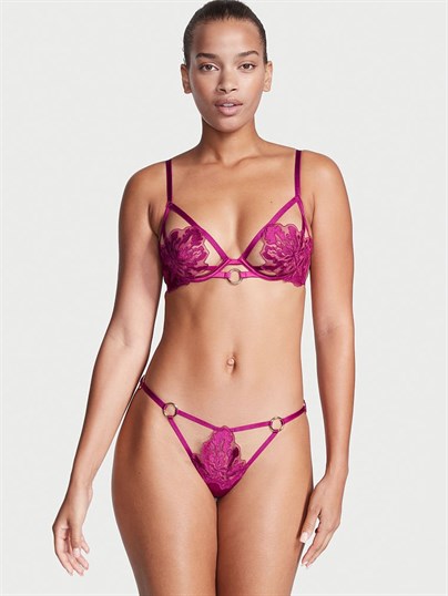 Yaprak Nakışlı V-String Külot