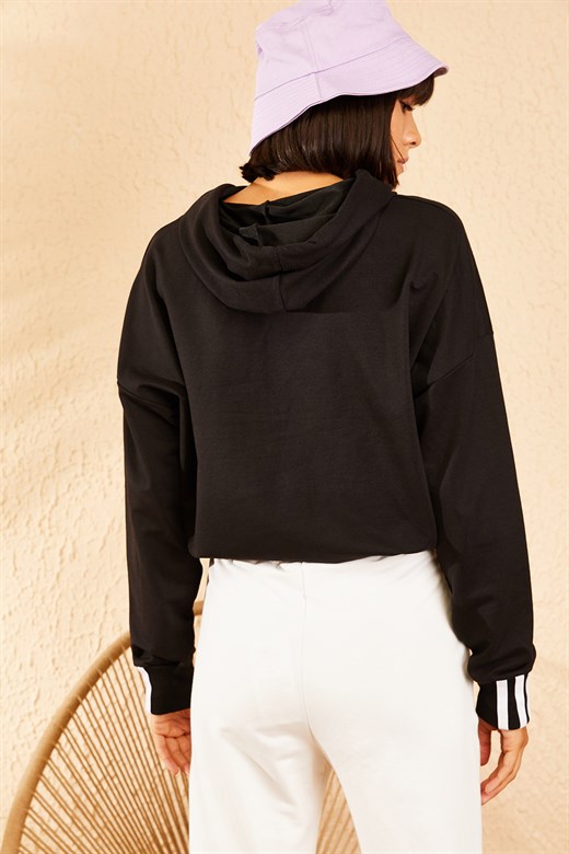Bianco Lucci Kadın Baskılı Kapüşonlu Kol Çizgi Detaylı Sweatshirt - Siyah