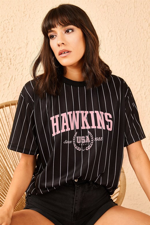 Bianco Lucci Kadın Şeritli Hawkins Baskılı Oversize Tshirt 10951007 - Siyah