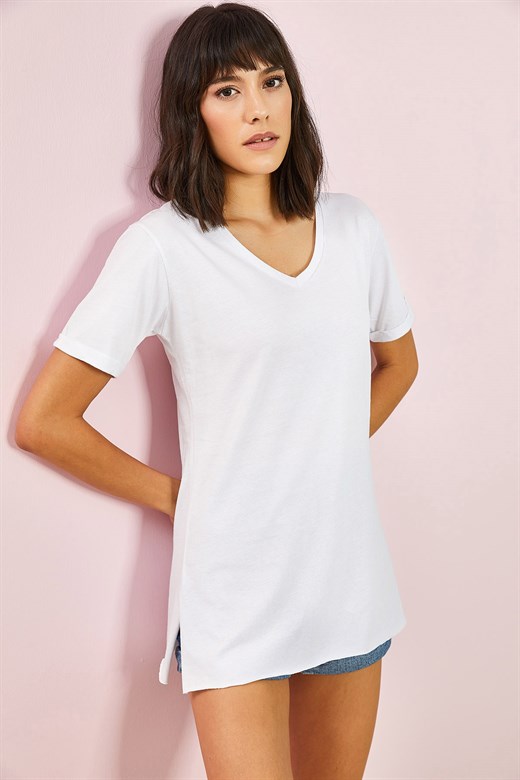 Bianco Lucci Kadın V Yaka Yırtmaçlı Oversize Tshirt - Beyaz