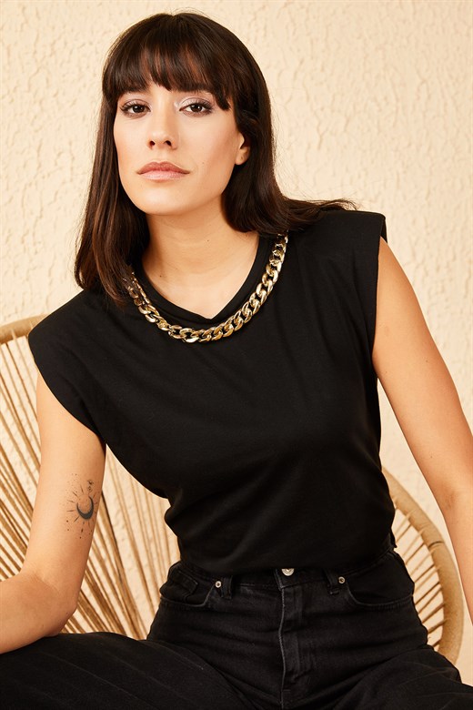 Bianco Lucci Kadın Yakası Zincirli Vatkalı Tshirt - Siyah