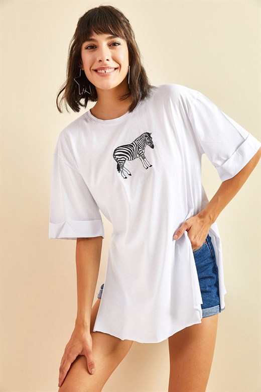Bianco Lucci Kadın Zebra Baskılı Oversize Tshirt - Beyaz