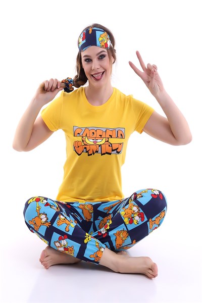 Sarı Uyku Bantlı Garfield Yazı Baskılı Kadın Kısa Kol Pijama Takımı
