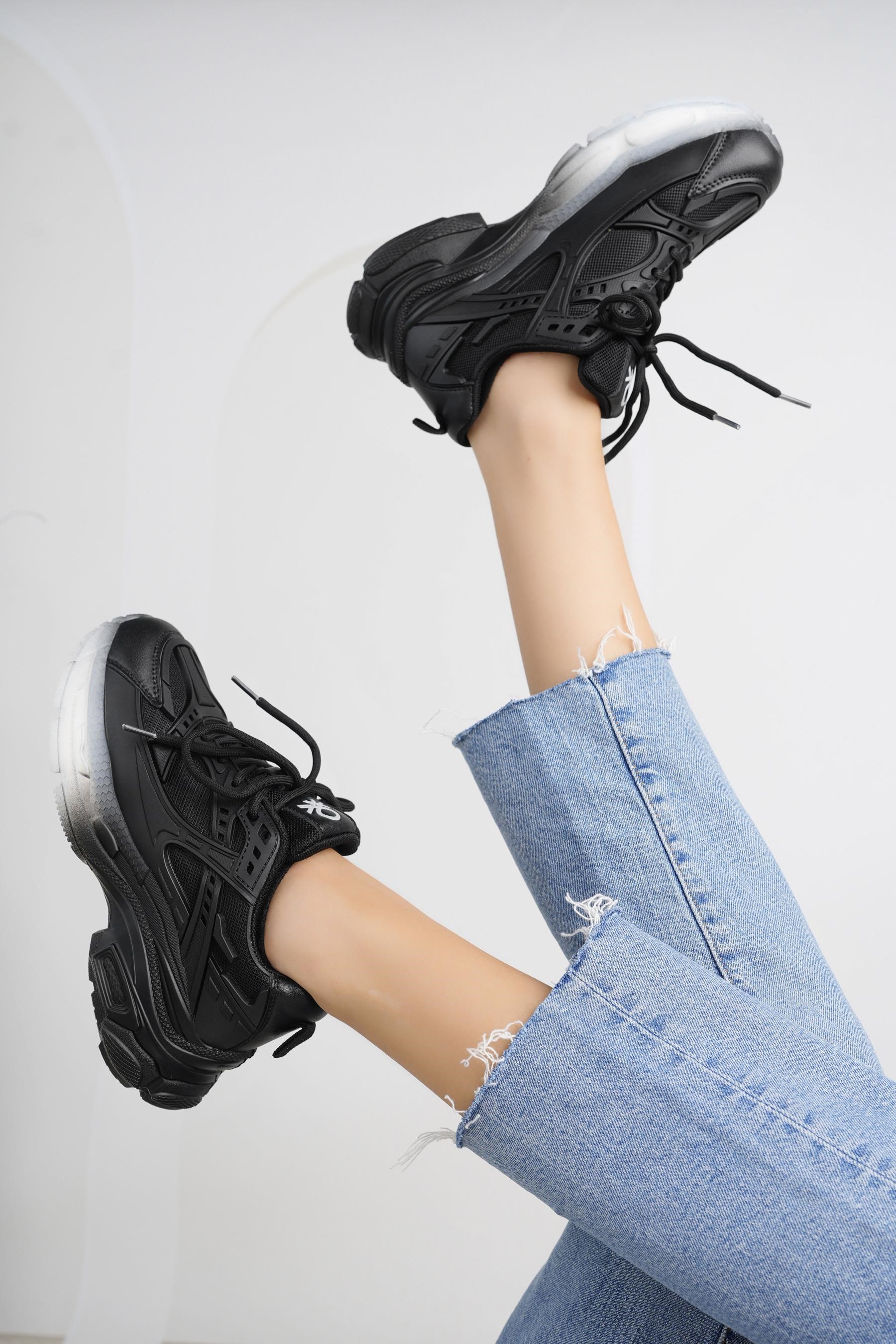Benetton 11120 Siyah Memory Foam Kadın Sneakers