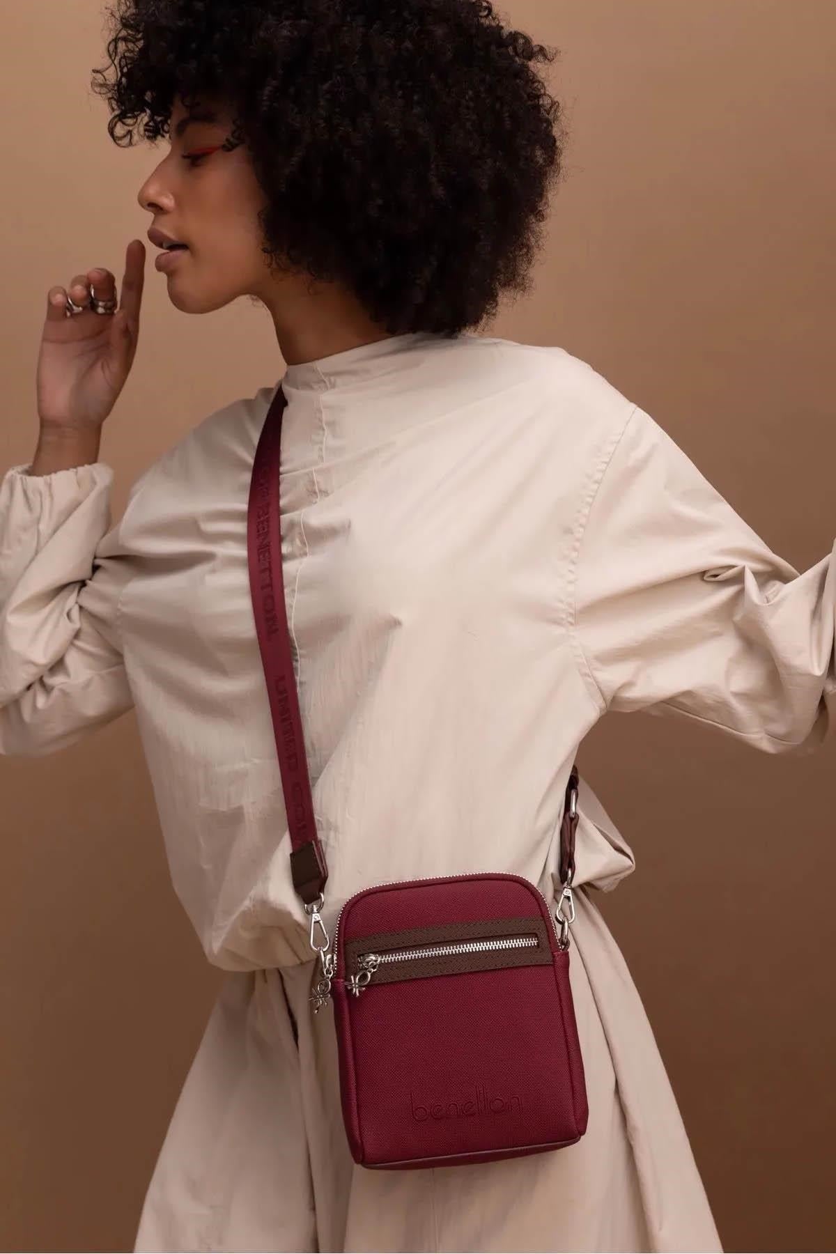 Benetton 1440 Bordo Kahve Baskılı Çarpraz Bayan Çanta