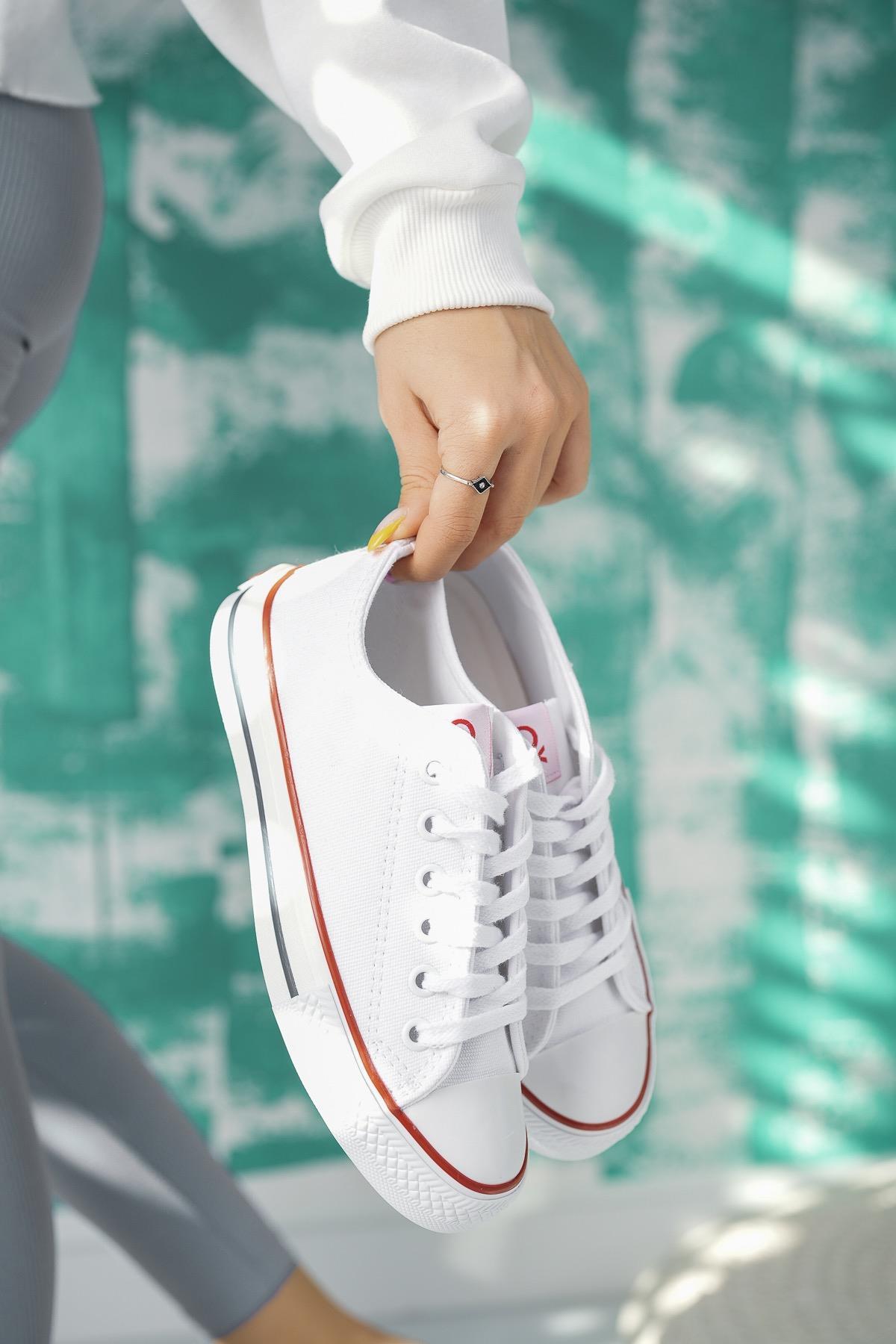 Benetton 30196 Beyaz Kısa Kadın Sneakers