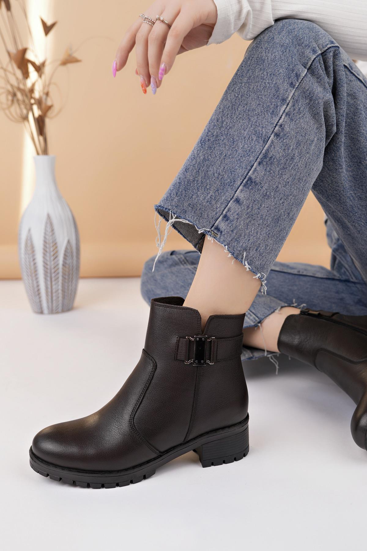 Castle Black 16463 Kahve Hakiki Deri Kışlık Kadın Bot