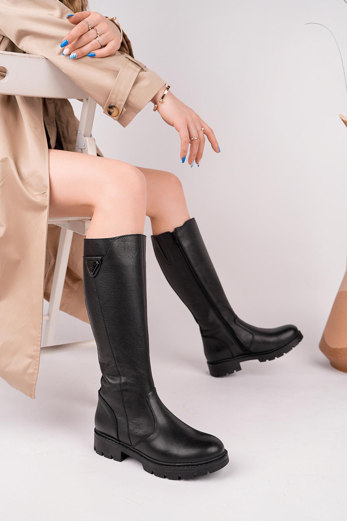 Castle Black 24900 Siyah Hakiki Deri Kadın Çizme