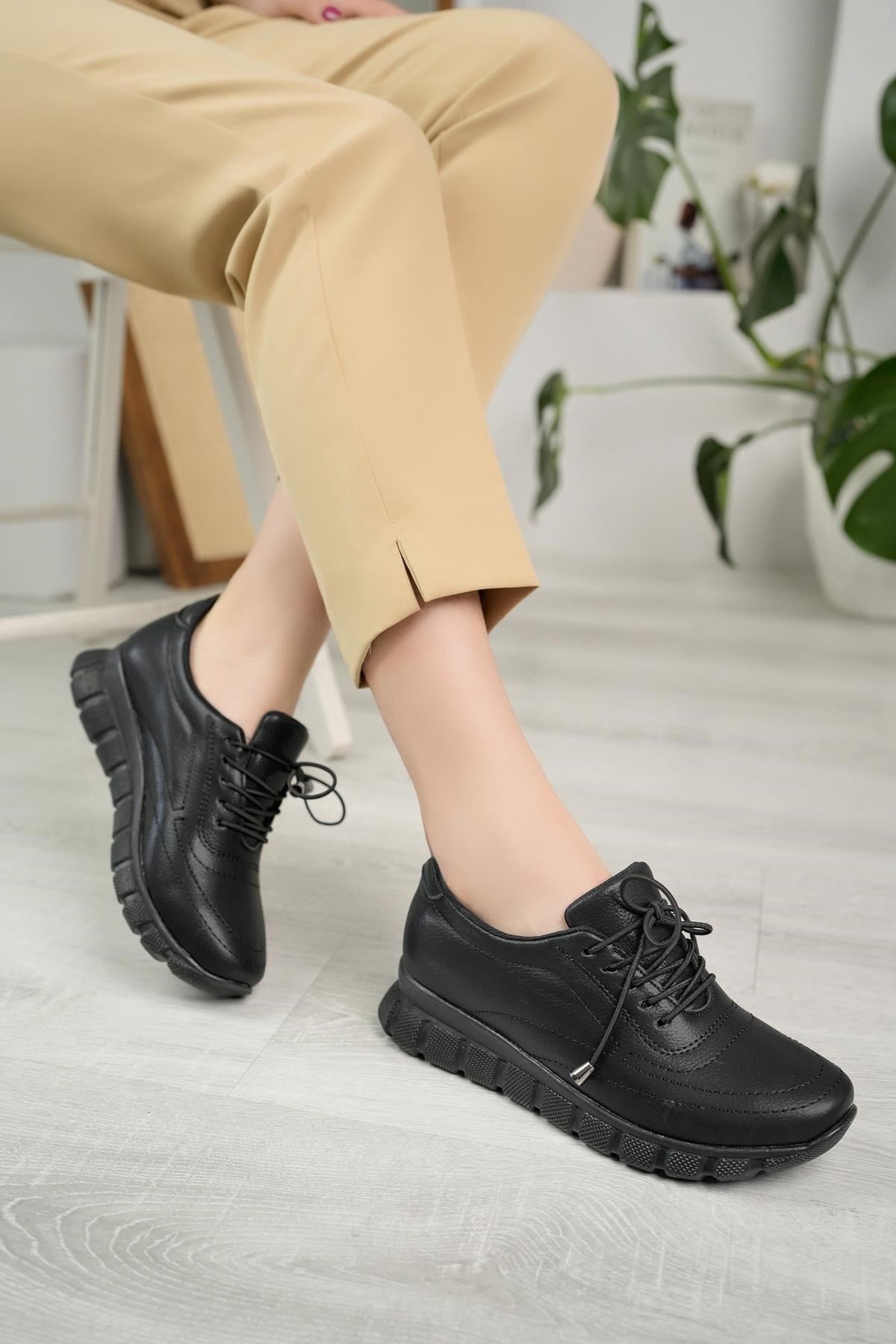 Nesil Shoes Acr 40 Siyah Simli Lastik Bağlı Kadın Ayakkabı