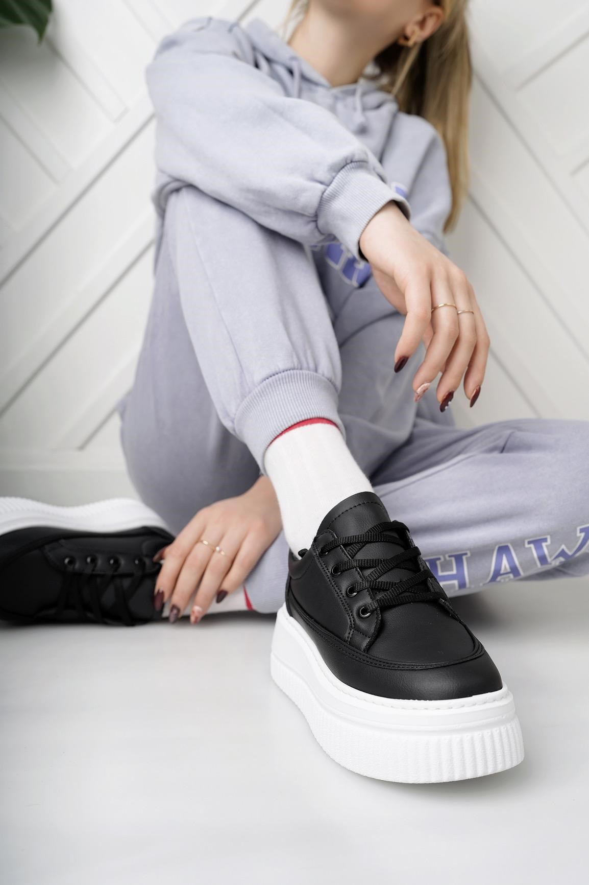 Nesil Shoes Dvm 1010 Siyah Beyaz Kalın Taban Kadın Sneakers