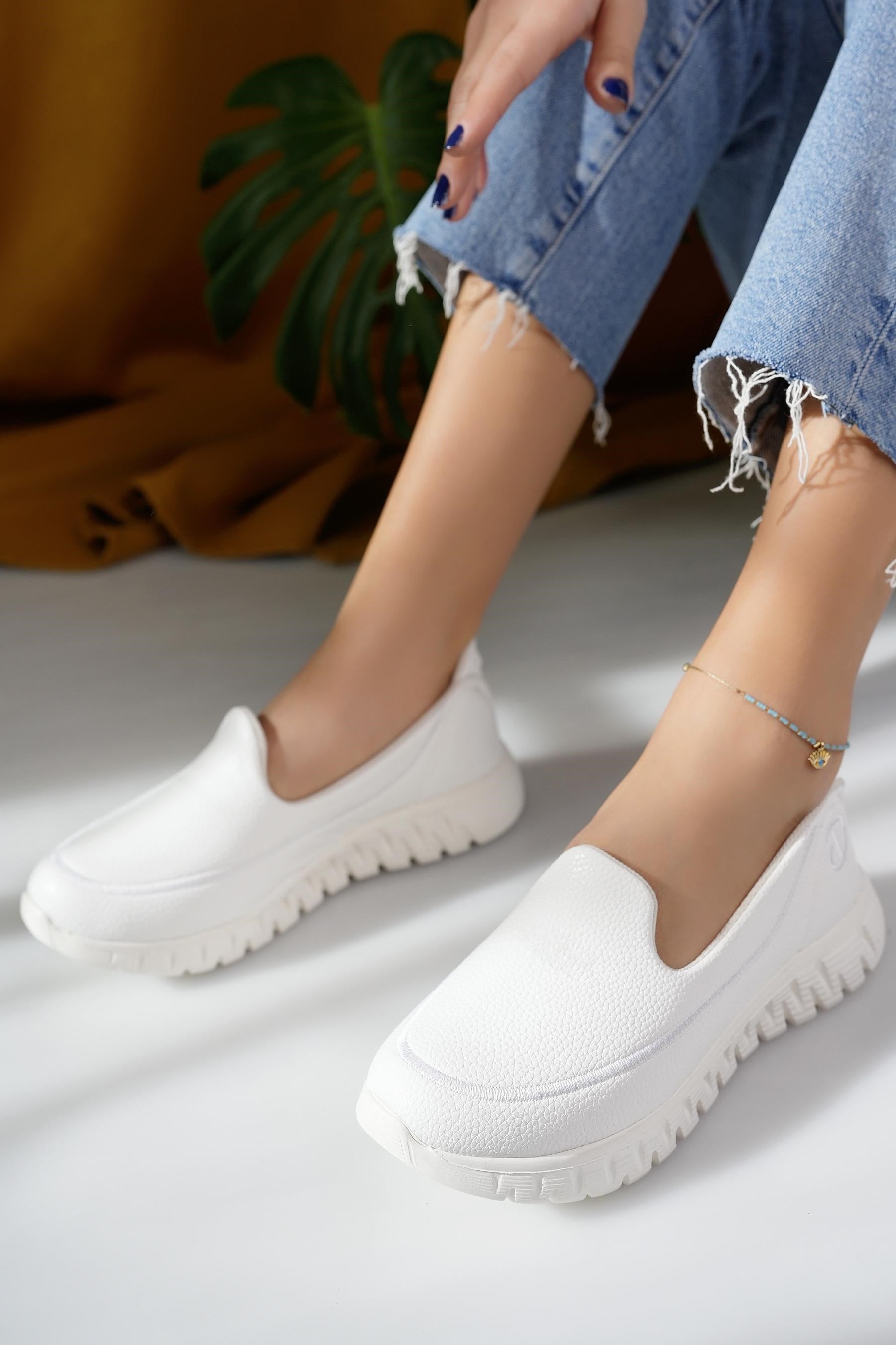 Nesil Shoes Dvm 810 Beyaz Baskı Faylon Taban Kadın Yürüyüş Ayakkabısı
