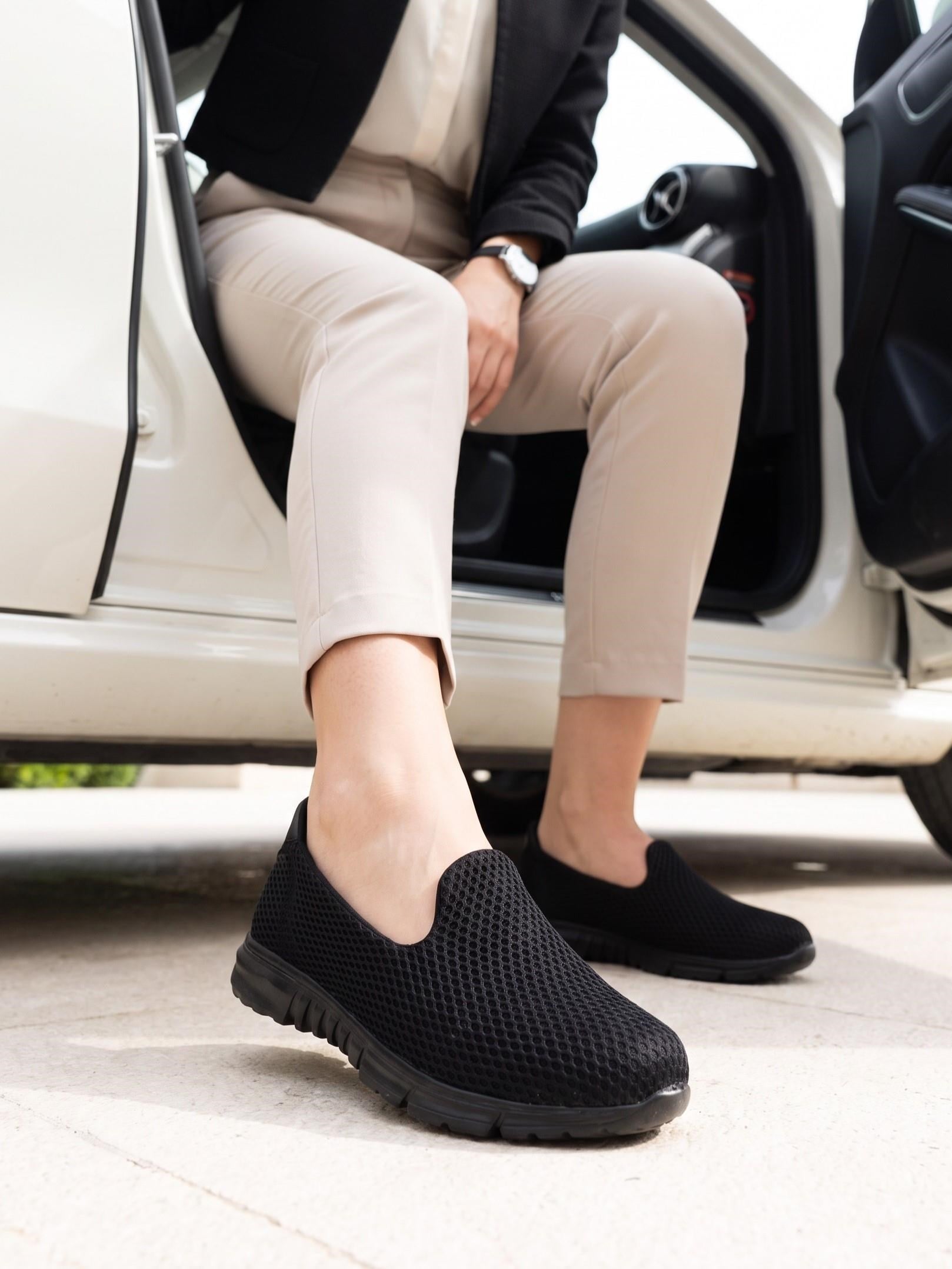 Nesil Shoes Dvm 901 Siyah Anatomik Esnek Kadın Yürüyüş Ayakkabısı