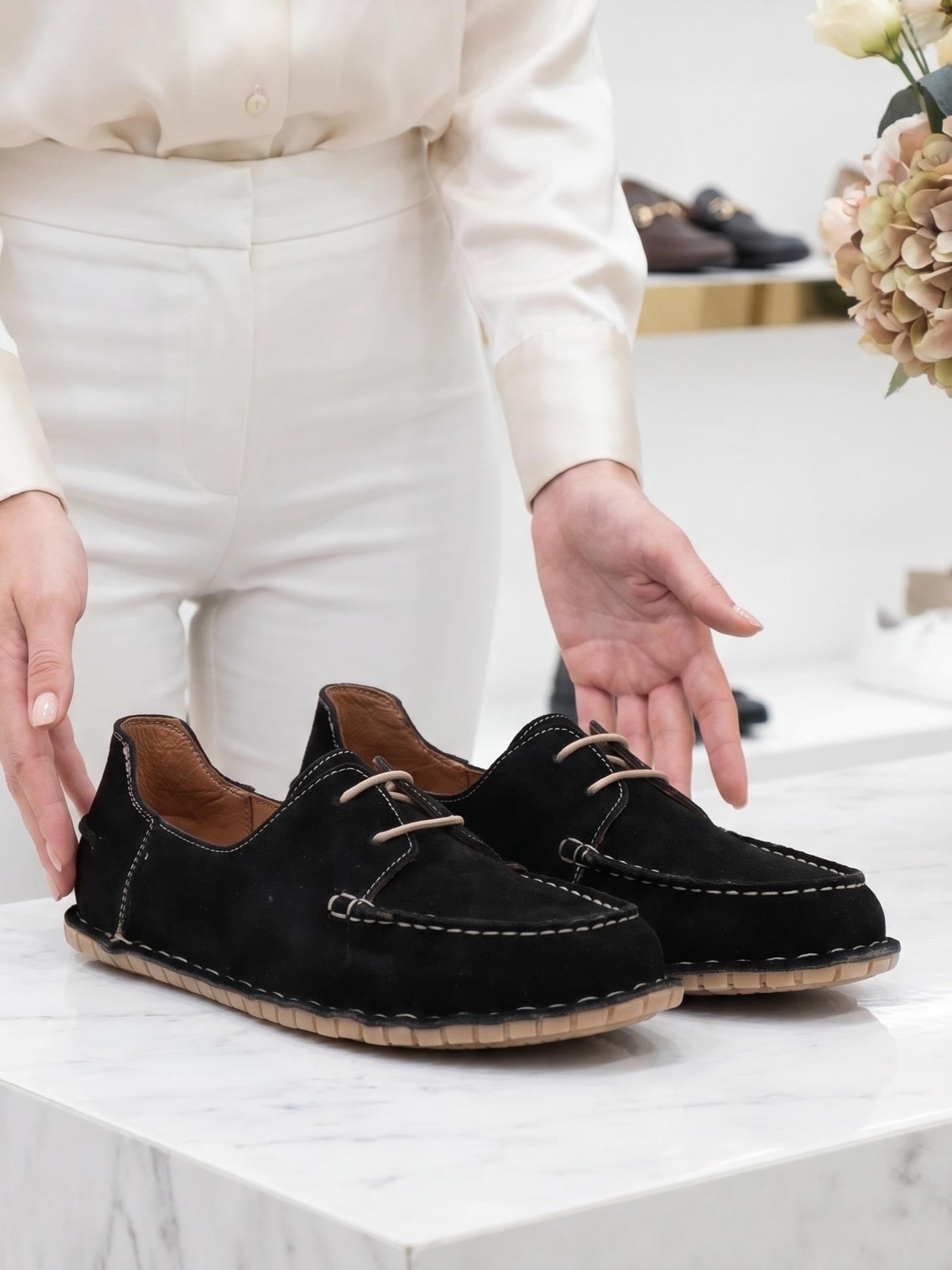 Nesil Shoes İzel 152 Siyah Süet Hakiki Deri Kadın Ayakkabı