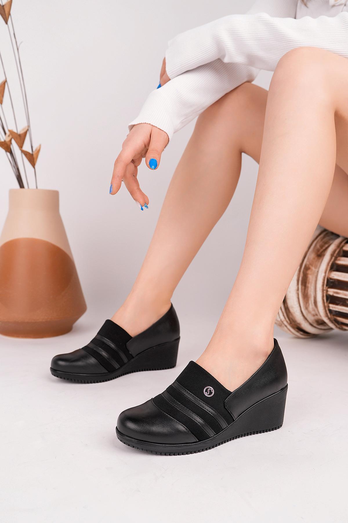 Nesil Shoes Sdf A09  Siyah Dolgu Topuk Kadın Ayakkabı