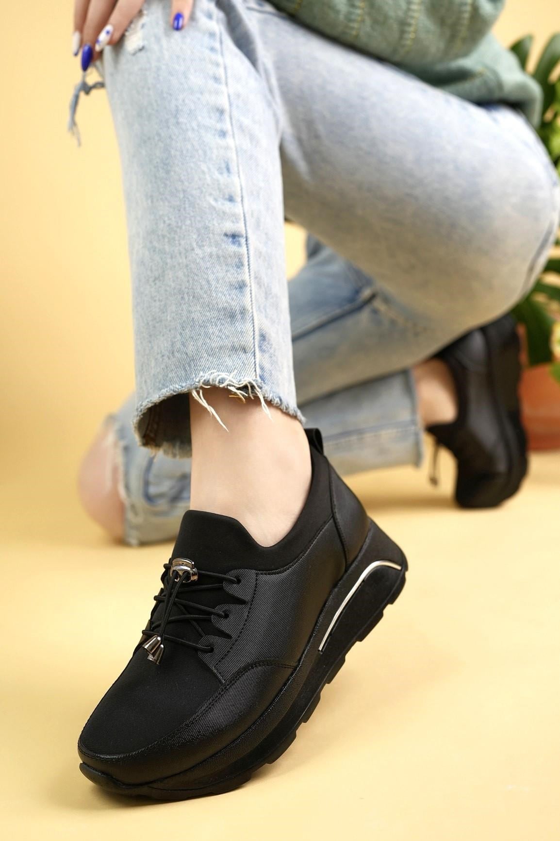 Nesil Shoes Wiss 1706 Siyah Anatomik Kadın Ayakkabı