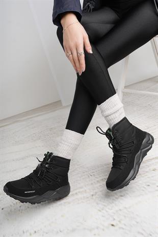 Benetton 11156 Siyah Su Geçirmez Kürklü Kadın Spor Bot