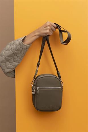 Benetton 1414 Haki Baskılı Çarpraz Bayan Çanta