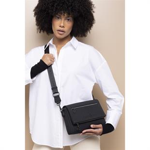 Benetton 1415 Siyah Baskılı Çarpraz Bayan Çanta