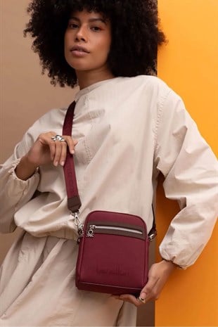 Benetton 1440 Bordo Kahve Baskılı Çarpraz Bayan Çanta