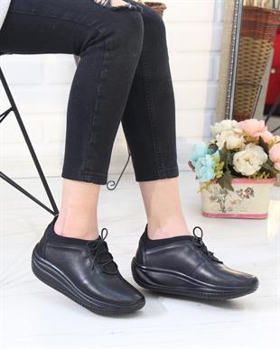 Capella 2008 Siyah Hakiki Deri Günlük Kadın Yürüyüş Ayakkabı