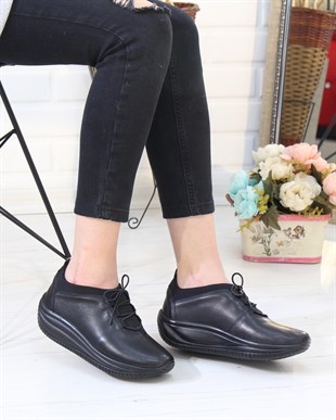 Capella 2008 Siyah Hakiki Deri Günlük Kadın Yürüyüş Ayakkabı