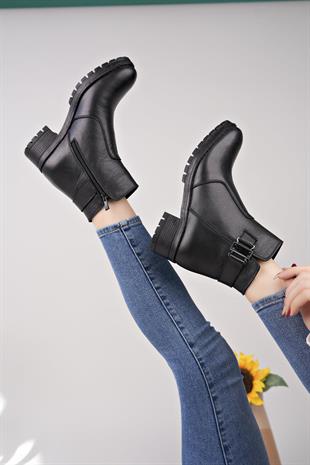 Castle Black 16463 Siyah Hakiki Deri Kışlık Kadın Bot