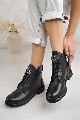 Castle Black 20915-1 Siyah Hakiki Deri Fermuarlı Kadın Bot