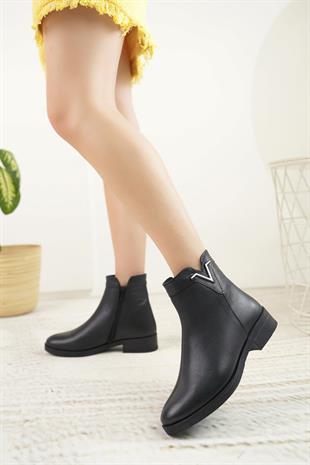 Castle Black 21893-1 Siyah Hakiki Deri Kışlık Kadın Bot