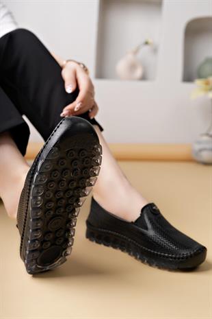 Castle Black 22385 Siyah Hakiki Deri Şeffaf Taban Kadın Sneakers