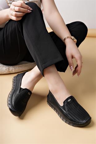 Castle Black 22385 Siyah Hakiki Deri Şeffaf Taban Kadın Sneakers