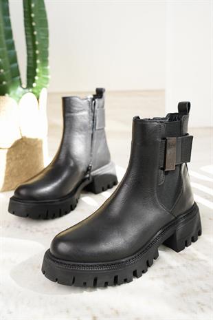 Castle Black 23781-1 Siyah Hakiki Deri Fermuarlı Kadın Bot
