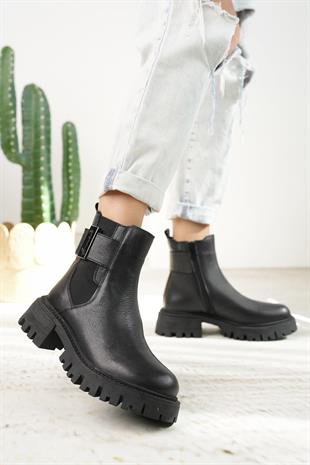 Castle Black 23781-1 Siyah Hakiki Deri Fermuarlı Kadın Bot
