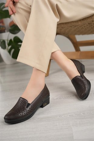 Castle Black 24554 Kahve Hakiki Deri Topuklu Kadın Ayakkabı