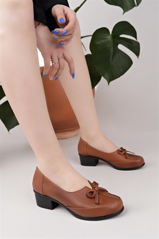 Castle Black 24605 Taba Hakiki Deri Topuklu Kadın Ayakkabı