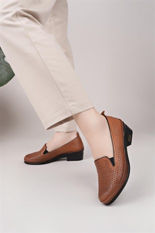 Castle Black 5421 Taba Hakiki Deri Topuklu Kadın Ayakkabı