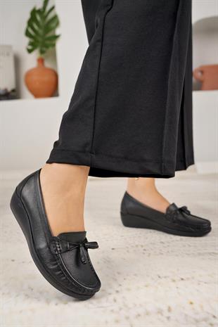 Castle Black 9005 Siyah Hakiki Deri Kadın Günlük Ayakkabı