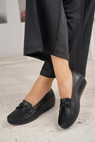 Castle Black 9005 Siyah Hakiki Deri Kadın Günlük Ayakkabı