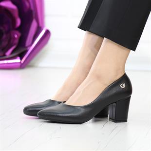 Desca 603 Siyah Lazer Topuklu Günlük Kadın Ayakkabı