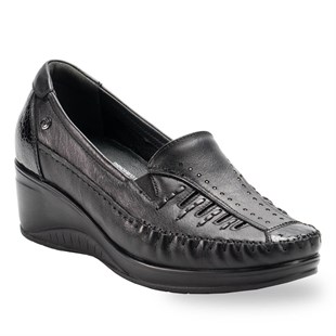 Forelli Sahra 57612 Siyah Hakiki Deri Dolgu Kadın Ayakkabı