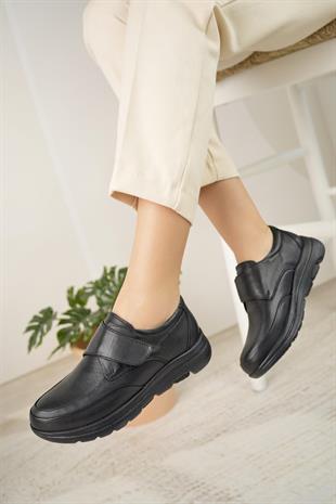 Forex 1029 Siyah Hakiki Deri Cırtlı Anatomik Kadın Ayakkabı