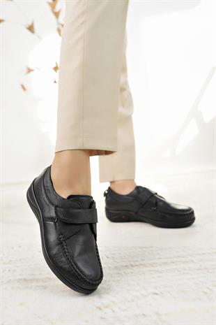Forex 207 Siyah Hakiki Deri Cırtlı Anatomik Kadın Ayakkabı